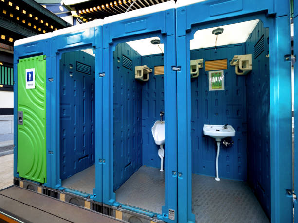 Best Wedding porta potty rental  in Rossville, KS